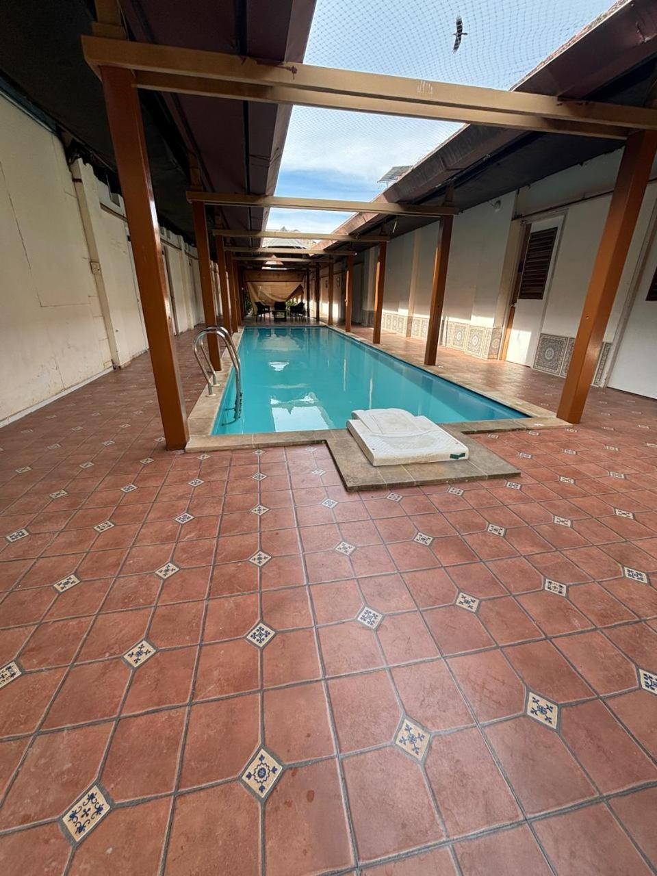 Presidency Artotel, Kochi Exterior foto
